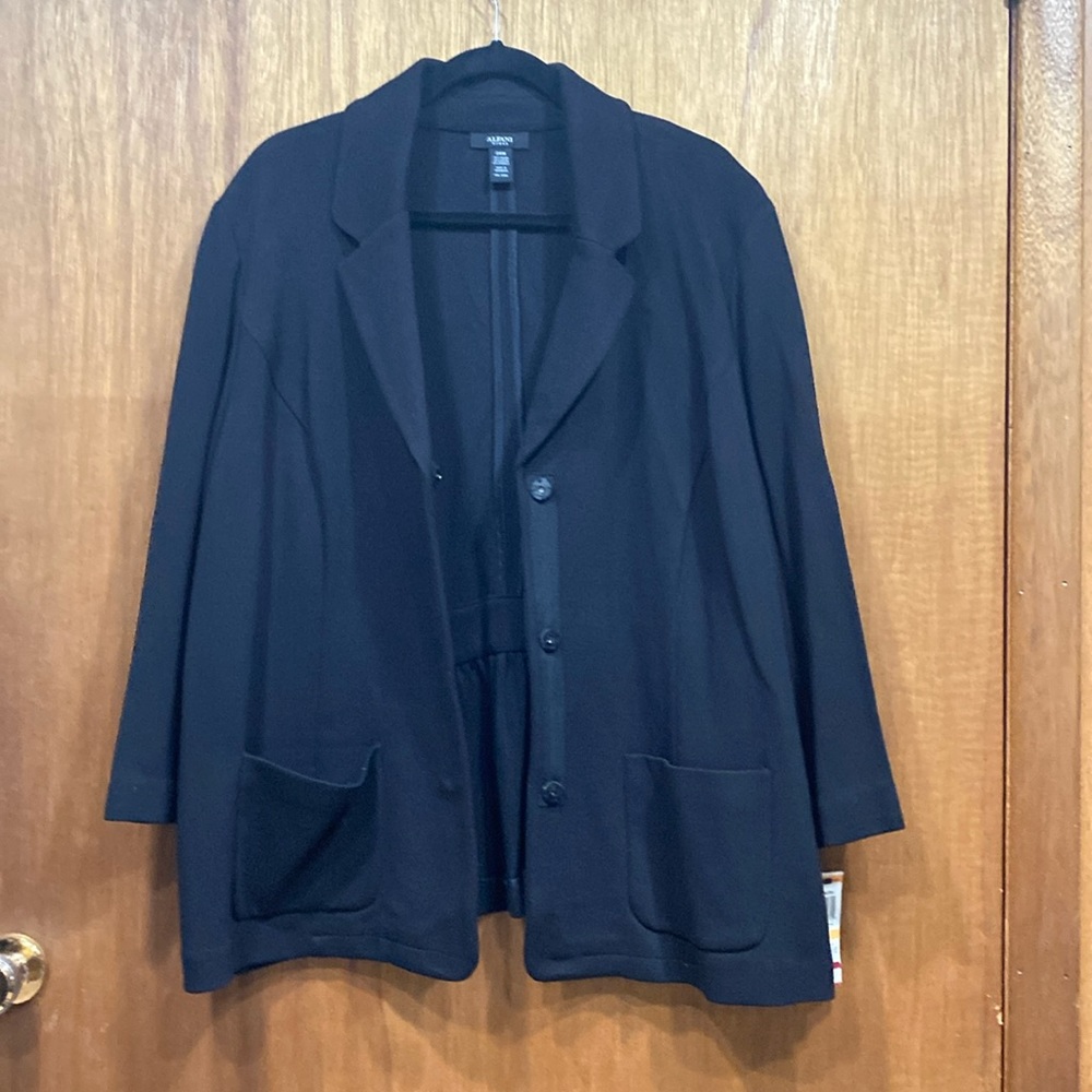 Alfani women’s black jacket 3 button up 2 pockets
